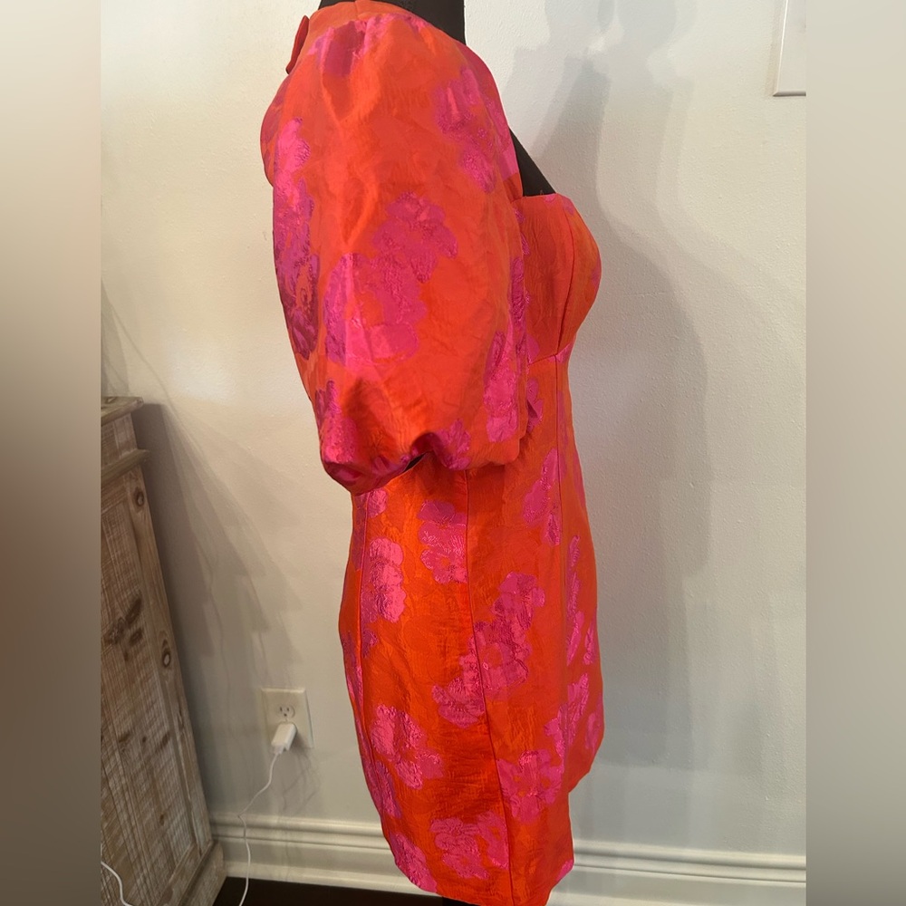 Zara Puff Sleeve Jacquard Fuchsia Floral Mini Dress Medium NWT - Picture 5 of 16